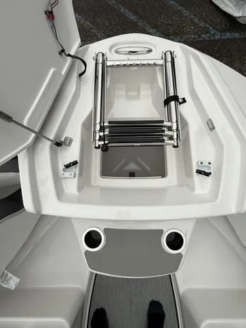 Slide: The Image of Yamaha AR250 2025 - 25