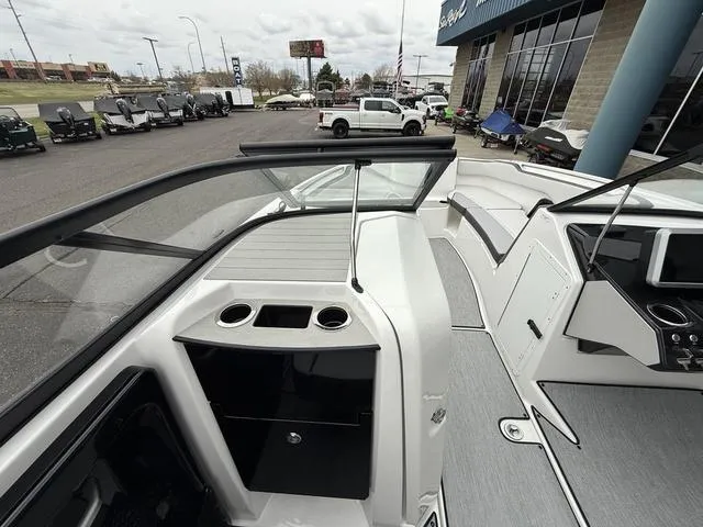 Slide: The Image of Yamaha AR250 2025 - 40