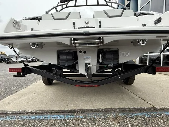 Slide: The Image of Yamaha AR250 2025 - 7