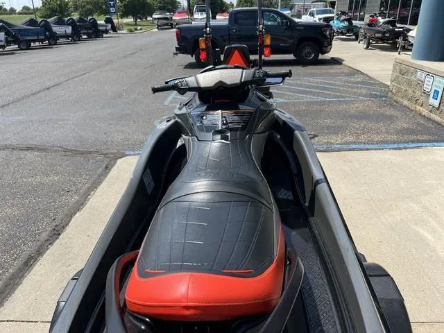 Slide: The Image of Sea-Doo GTX 2013 - 4