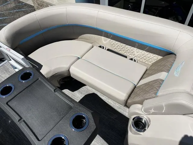 Slide: The Image of Bennington M Quad Bench 22 MFB 2025 - 25