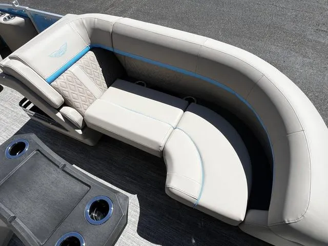 Slide: The Image of Bennington M Quad Bench 22 MFB 2025 - 26