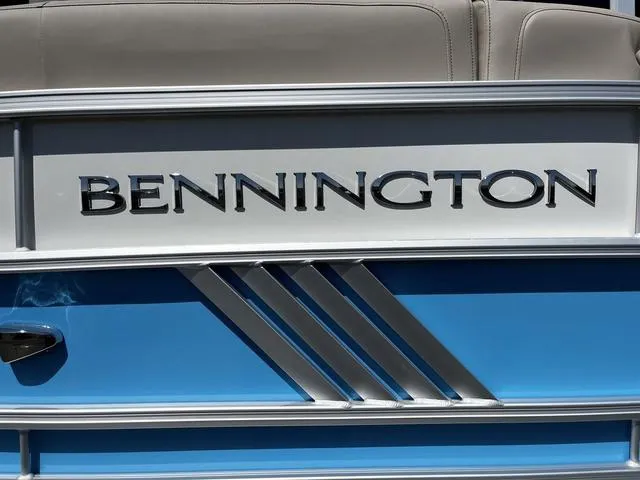 Slide: The Image of Bennington M Quad Bench 22 MFB 2025 - 9