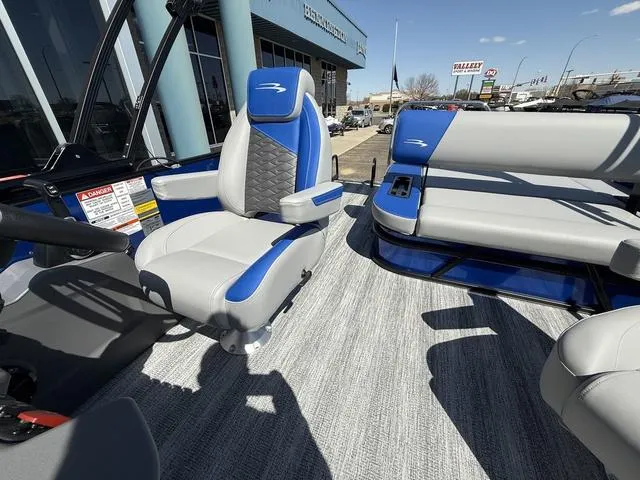 Slide: The Image of Bennington 22 SSB Swingback Tri-Toon Pontoon 2025 - 25