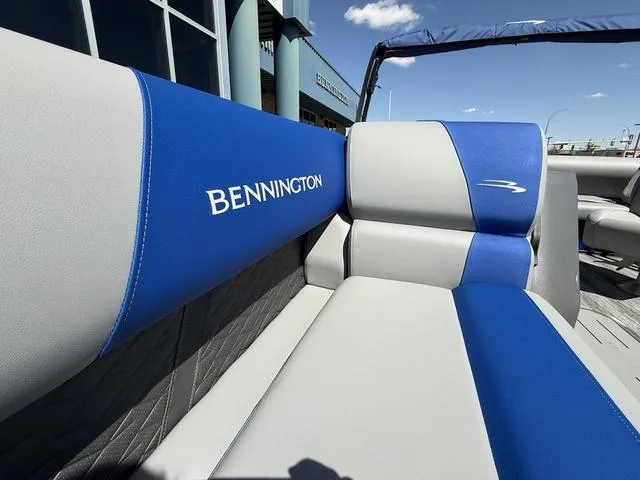 Slide: The Image of Bennington 22 SSB Swingback Tri-Toon Pontoon 2025 - 36