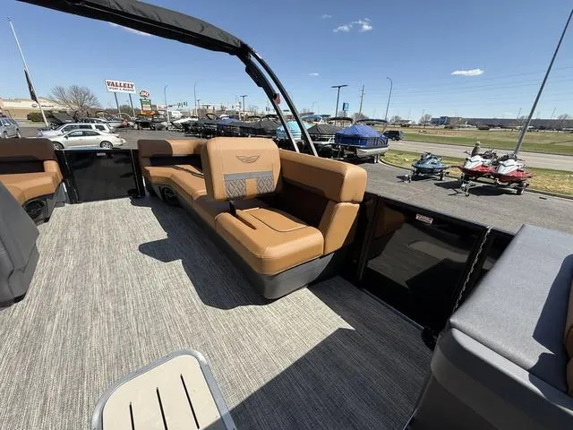 Slide: The Image of Bennington 22 MFB Tri-Toon Pontoon 2025 - 25