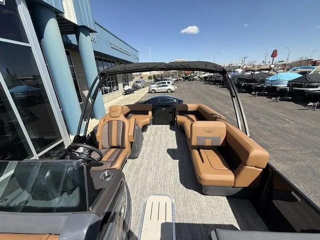 Slide: The Image of Bennington 22 MFB Tri-Toon Pontoon 2025 - 26