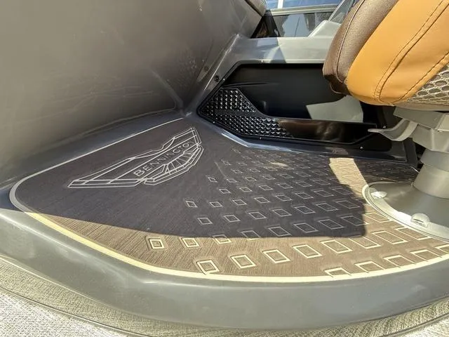 Slide: The Image of Bennington 22 MFB Tri-Toon Pontoon 2025 - 29