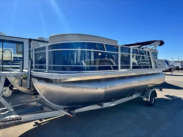 Slide: The Image of Starcraft EX 20 R 2025 - 5