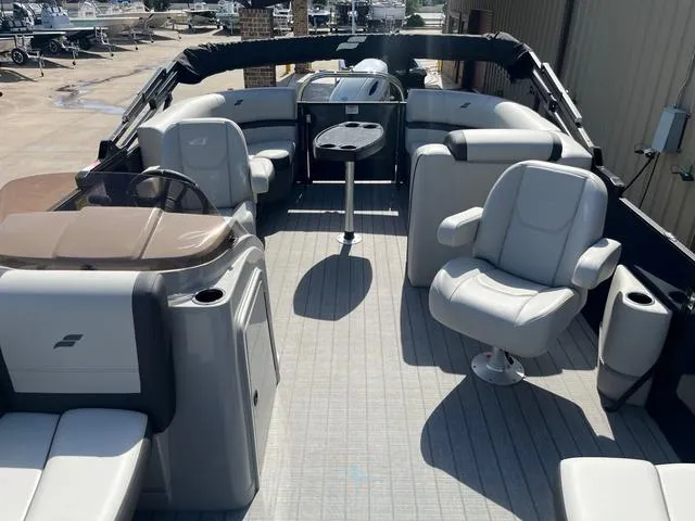 Slide: The Image of Starcraft EXS 1 2025 - 10