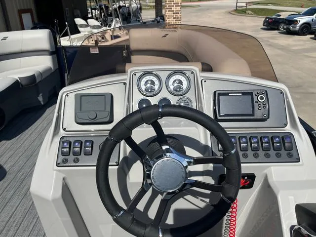 Slide: The Image of Starcraft EXS 1 2025 - 18