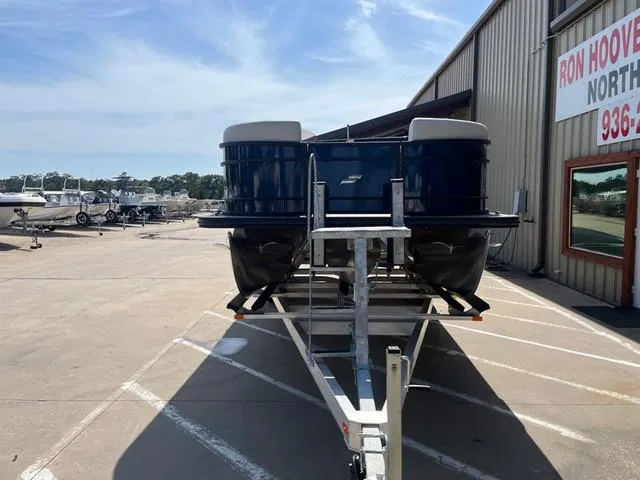 Slide: The Image of Starcraft EXS 1 2025 - 4