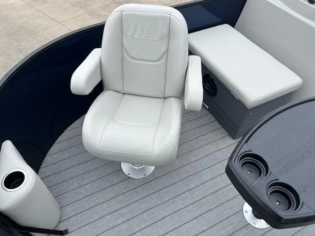 Slide: The Image of Starcraft EXS 1 FD4 2025 - 25