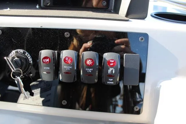 Slide: The Image of Premier 220 Sunscape RE XSD CL (Twin Tube) 2025 - 24