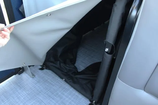 Slide: The Image of Premier 220 Sunscape RE XSD CL (Twin Tube) 2025 - 30