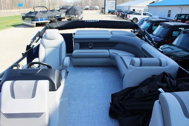 Slide: The Image of Premier 220 Sunscape RE XSD CL (Twin Tube) 2025 - 7