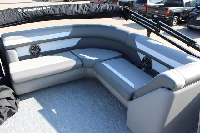 Slide: The Image of Premier 220 Sunscape RE CL (Twin Tube) 2025 - 25