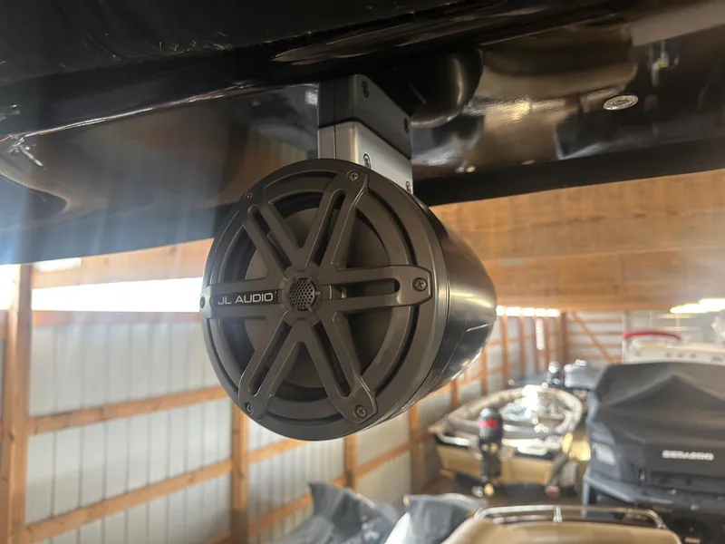 Slide: The Image of Berkshire Sport Series Sport-RFX9-DC Twin 3.0+ 2018 - 17