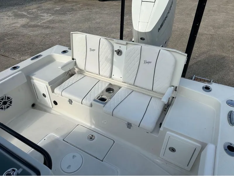 Slide: The Image of Ranger 2660 Bay 2025 - 27