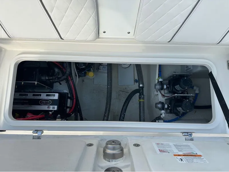 Slide: The Image of Ranger 2660 Bay 2025 - 3