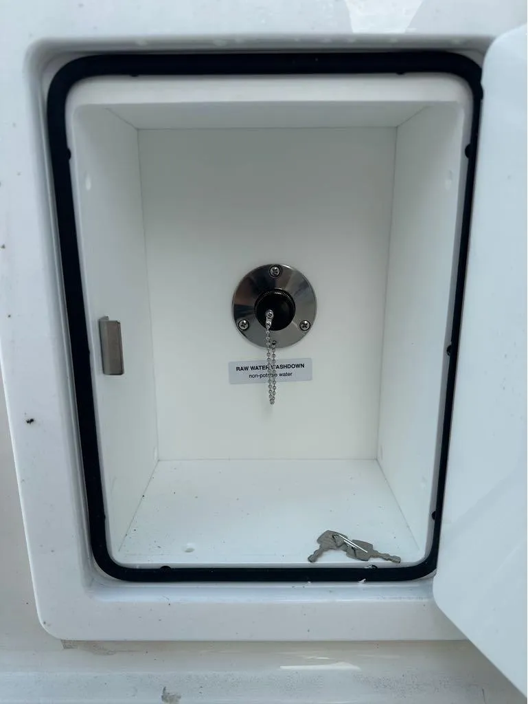 Slide: The Image of Ranger 2660 Bay 2025 - 5