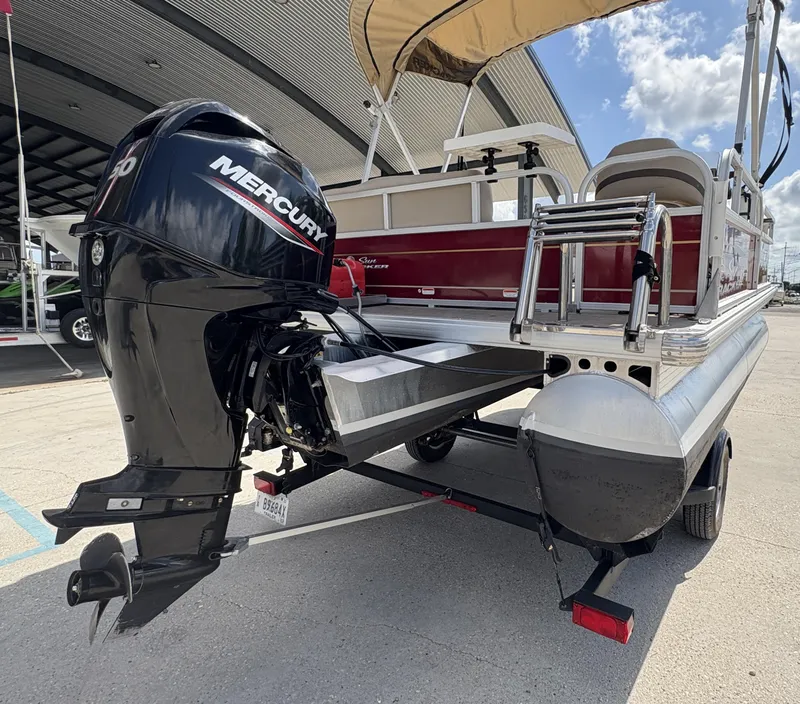 Slide: The Image of Sun Tracker Bass Buggy 16 XL 2023 - 9