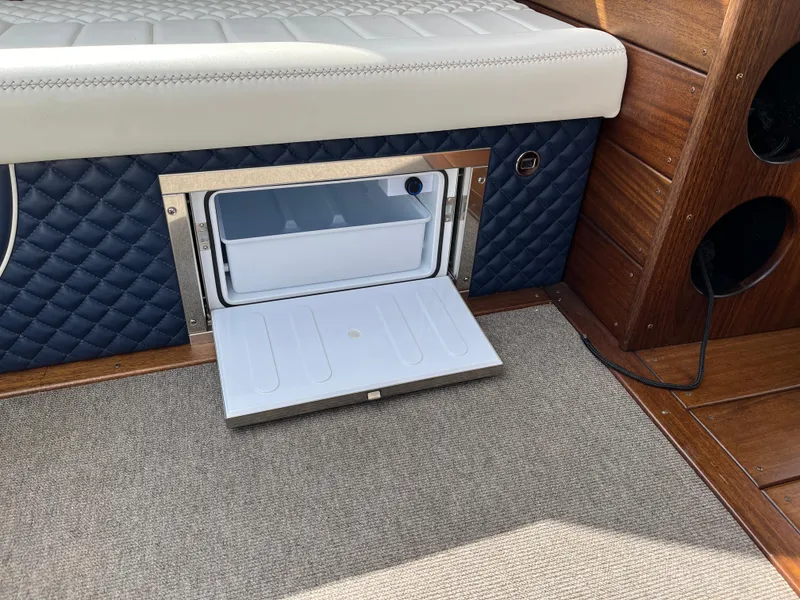 Slide: The Image of Stancraft 290 Rivelle 2019 - 14