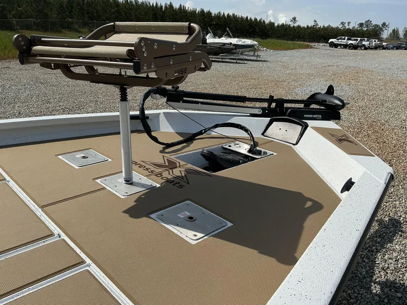 Slide: The Image of Xpress Hyper-Lift Crappie Series H20 CRAPPIE 2025 - 4