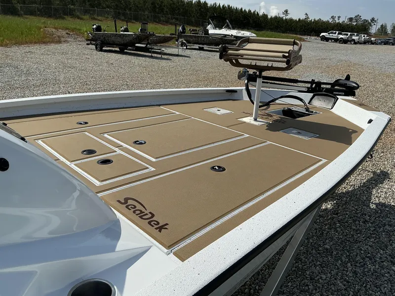 Slide: The Image of Xpress Hyper-Lift Crappie Series H20 CRAPPIE 2025 - 5