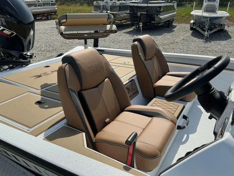 Slide: The Image of Xpress Hyper-Lift Crappie Series H20 CRAPPIE 2025 - 6