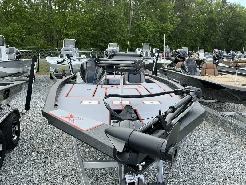 Slide: The Image of Xpress Hyper-Lift Crappie Series H20 CRAPPIE 2025 - 4