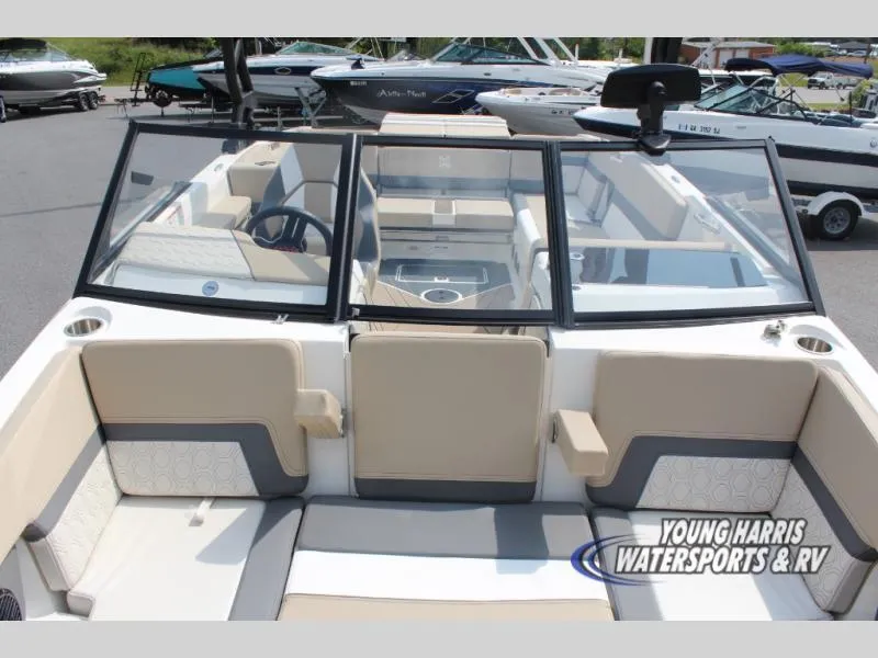 Slide: The Image of Heyday H22 2025 - 10