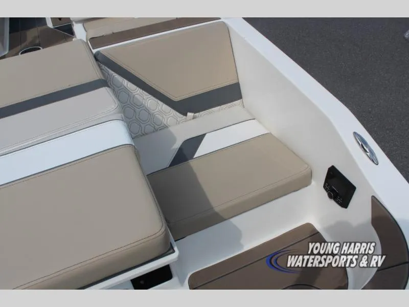 Slide: The Image of Heyday H22 2025 - 19