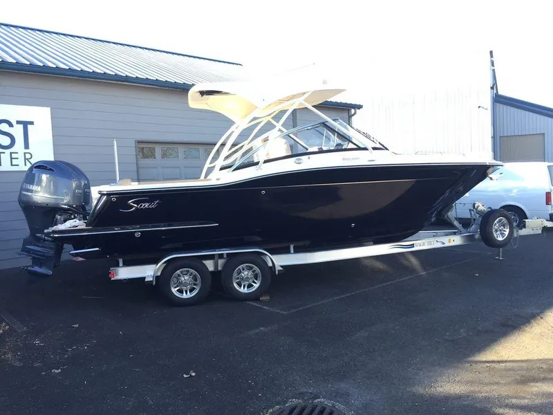 Slide: The Image of Scout 255 Dorado 2018 - 3