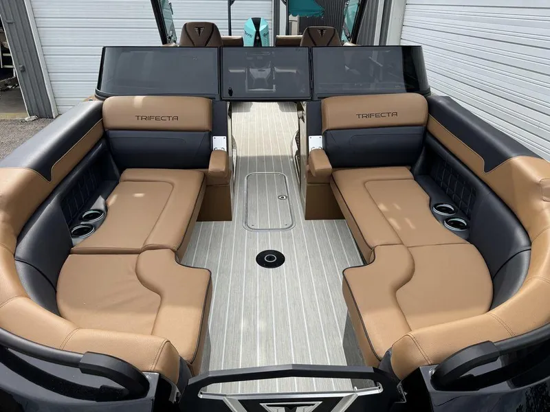 Slide: The Image of Trifecta 25SPORT RL9 DC 3.0+ 2025 - 12