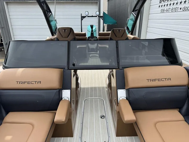 Slide: The Image of Trifecta 25SPORT RL9 DC 3.0+ 2025 - 13