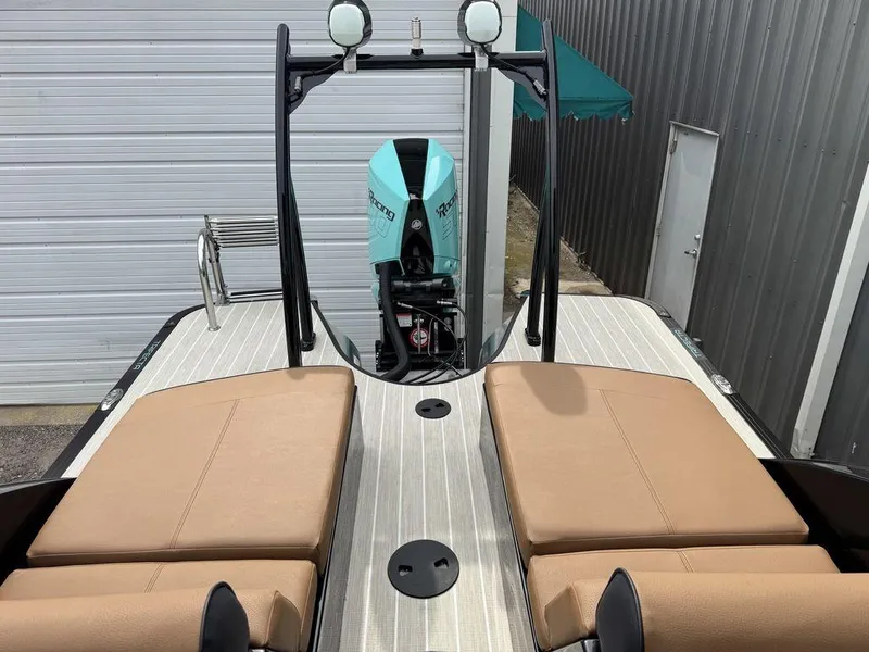 Slide: The Image of Trifecta 25SPORT RL9 DC 3.0+ 2025 - 16