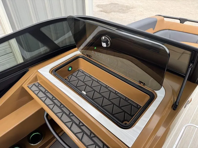 Slide: The Image of Trifecta 25SPORT RL9 DC 3.0+ 2025 - 28