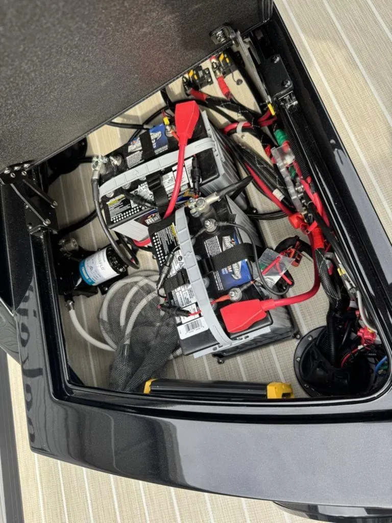 Slide: The Image of Trifecta 25SPORT RL9 DC 3.0+ 2025 - 33