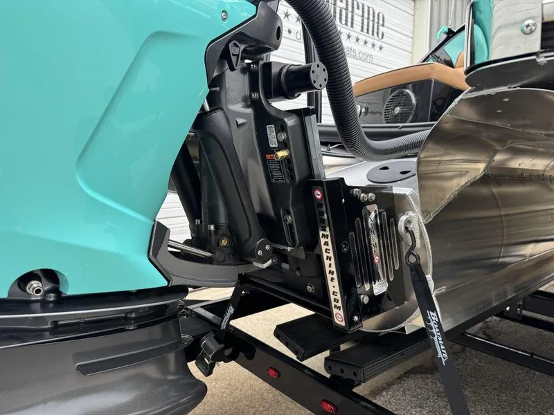 Slide: The Image of Trifecta 25SPORT RL9 DC 3.0+ 2025 - 6