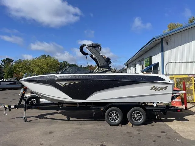 Slide: The Image of Tigé Z1 2024 - 1