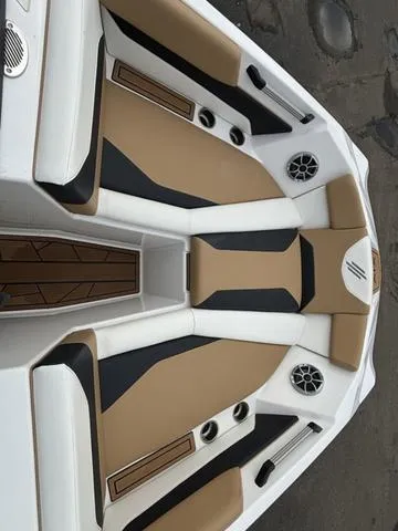 Slide: The Image of ATX 24 TYPE-S 2024 - 14