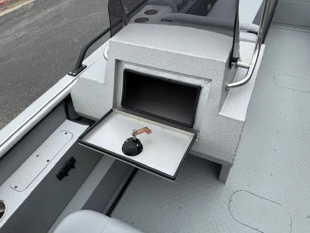 Slide: The Image of SeaArk Big Easy / SUZUKI DF250 2025 - 15