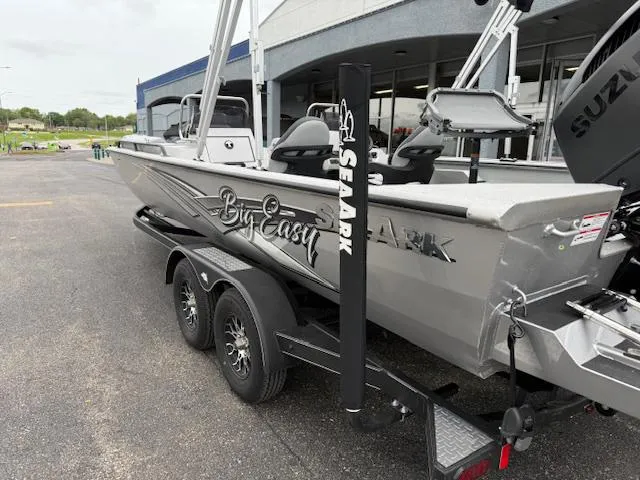 Slide: The Image of SeaArk Big Easy / SUZUKI DF250 2025 - 3