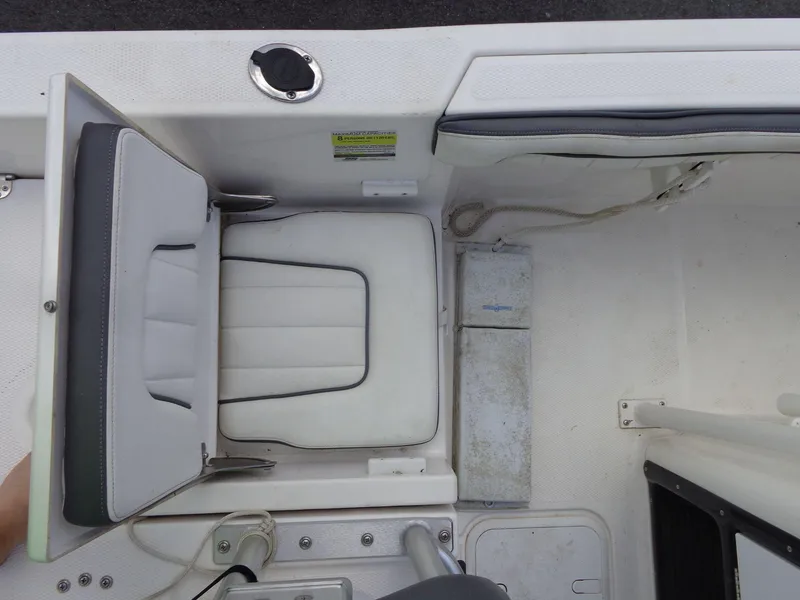 Slide: The Image of Yamaha 190 FSH 2017 - 15