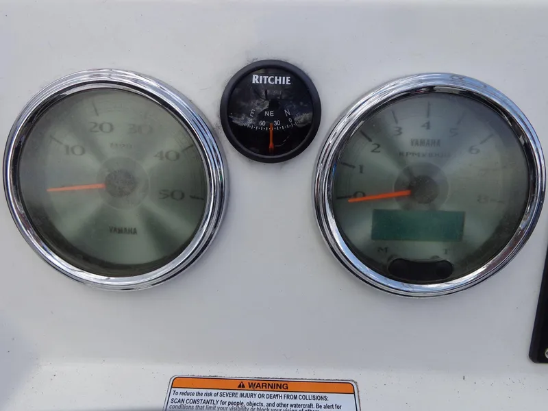 Slide: The Image of Yamaha 190 FSH 2017 - 18