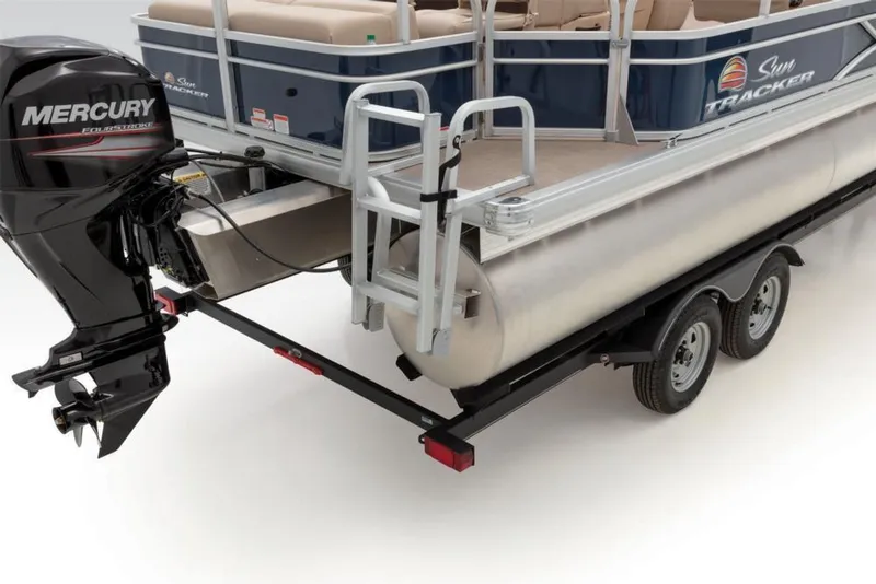 Slide: The Image of Sun Tracker Fishin' Barge 22 DLX 2019 - 101