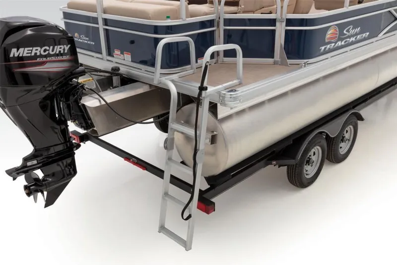 Slide: The Image of Sun Tracker Fishin' Barge 22 DLX 2019 - 102