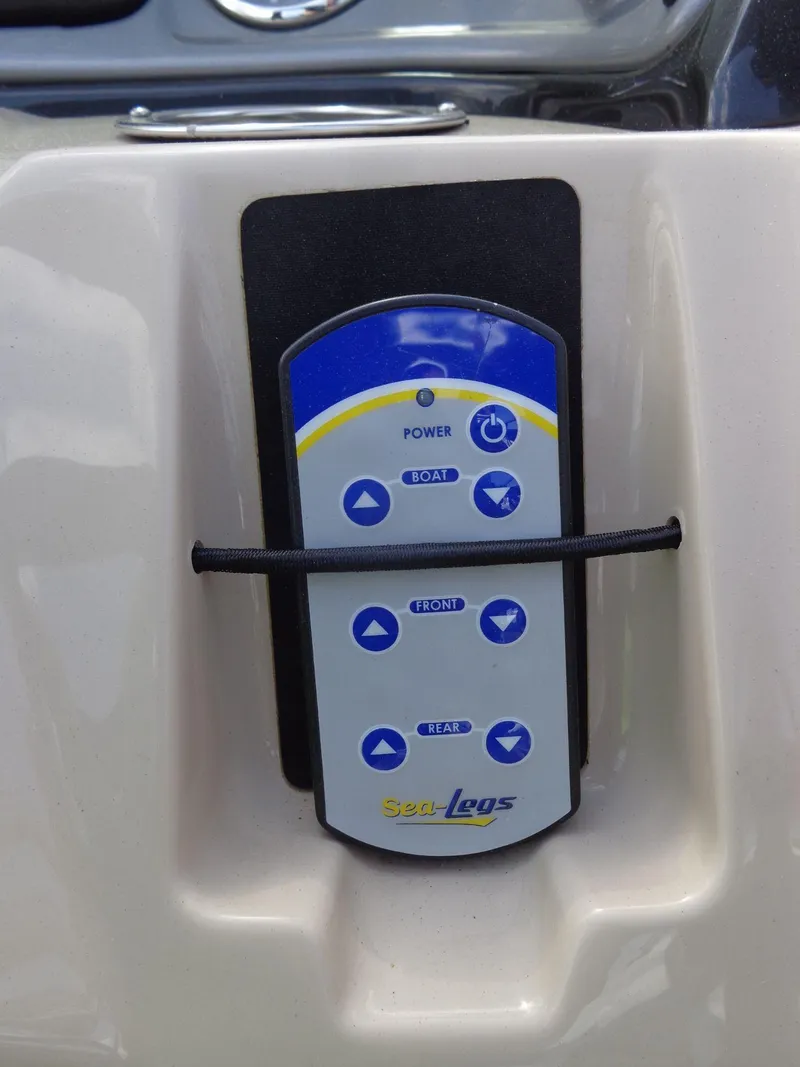 Slide: The Image of Control panel for Sea-Legs system on 2019 Sun Tracker Fishin' Barge 22 DLX. - 31