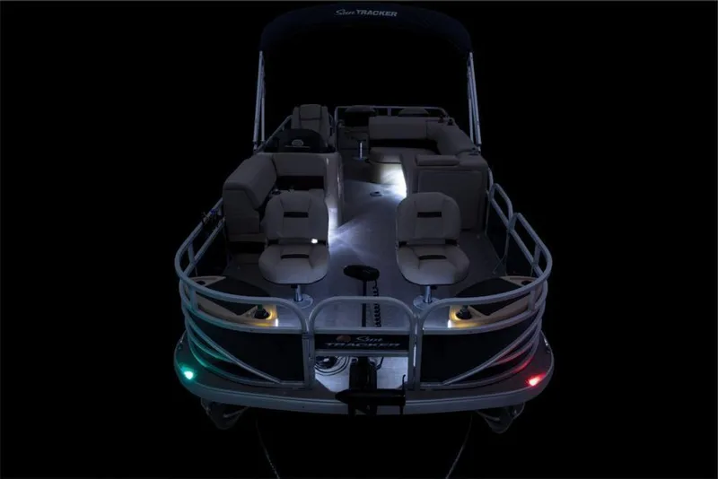 Slide: The Image of Sun Tracker Fishin' Barge 22 DLX 2019 - 59